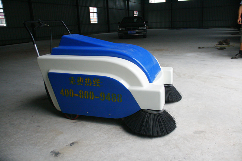 LW-110自动行走环保扫地车环卫扫地车